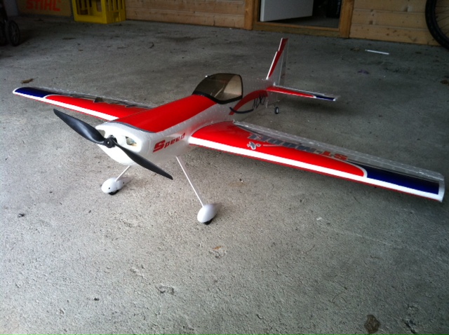 first rc airplane